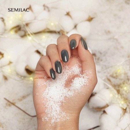Semilac - gél lak 325 Frosty Carbon Shimmer 7ml - Akcia - len za 9.9 Eur | NechtovyRaj.sk - Všetko pre Vašu krásu